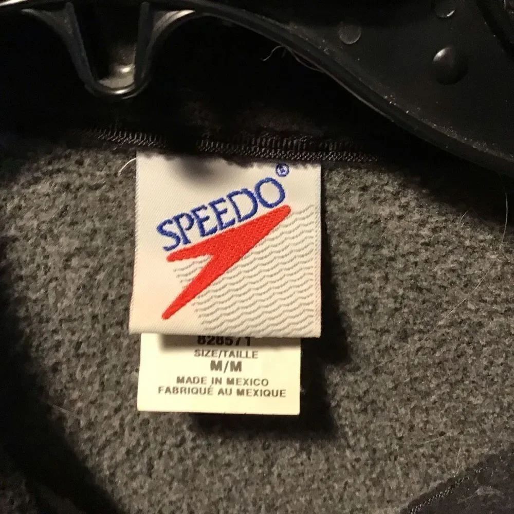 Jacket Pull over from speedo men’s medium  - Picture 5 of 5